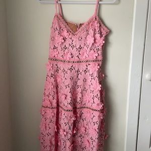 Lindo vestido hasta la rodilla